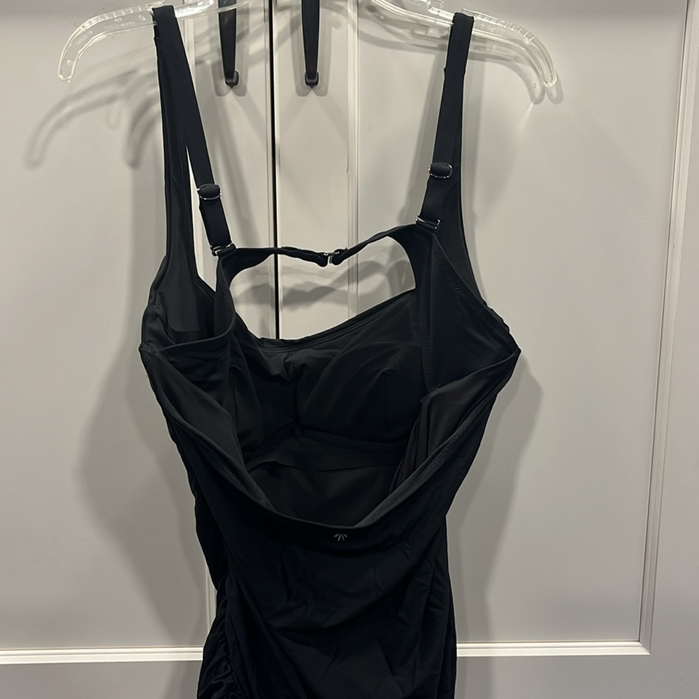 New never worn black Athelta bathing suit top - Picture 5 of 6